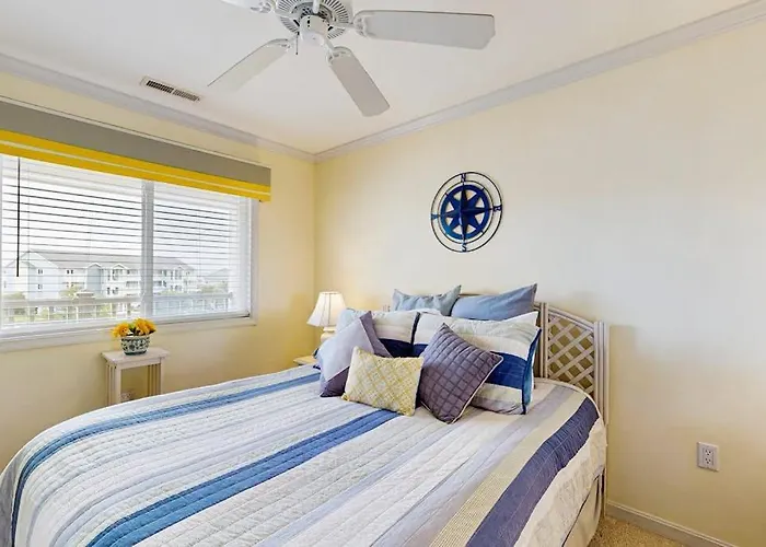 Baywatch Ii 303d Holiday home